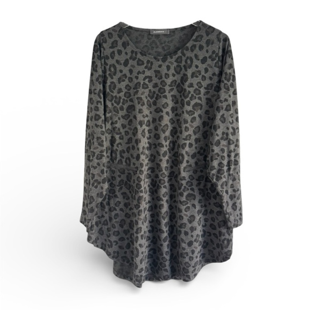 ALEMBIKA ANIMAL PRINT OVERSIZED TOP SZ S